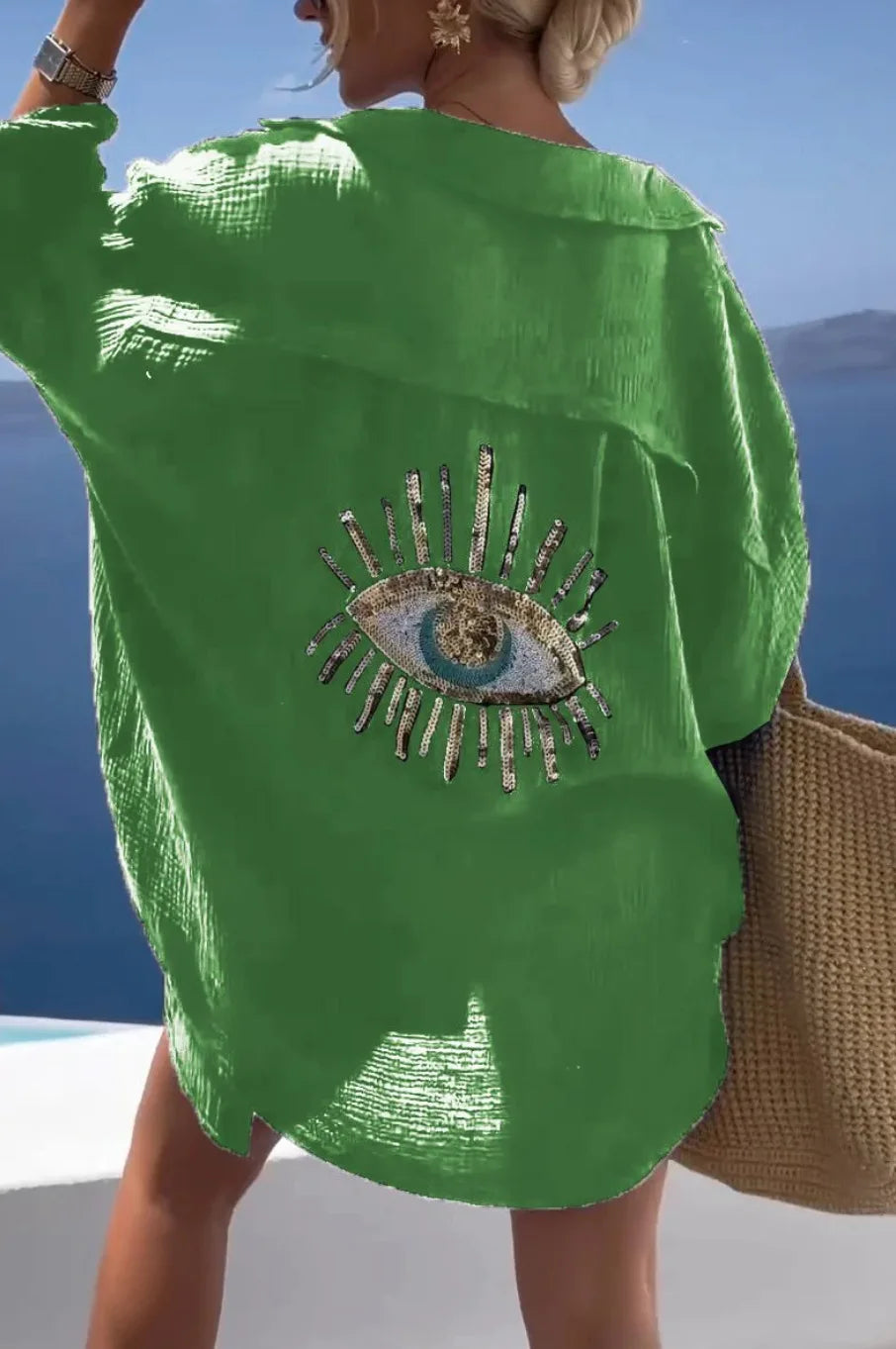 Eye detailed over size shirt